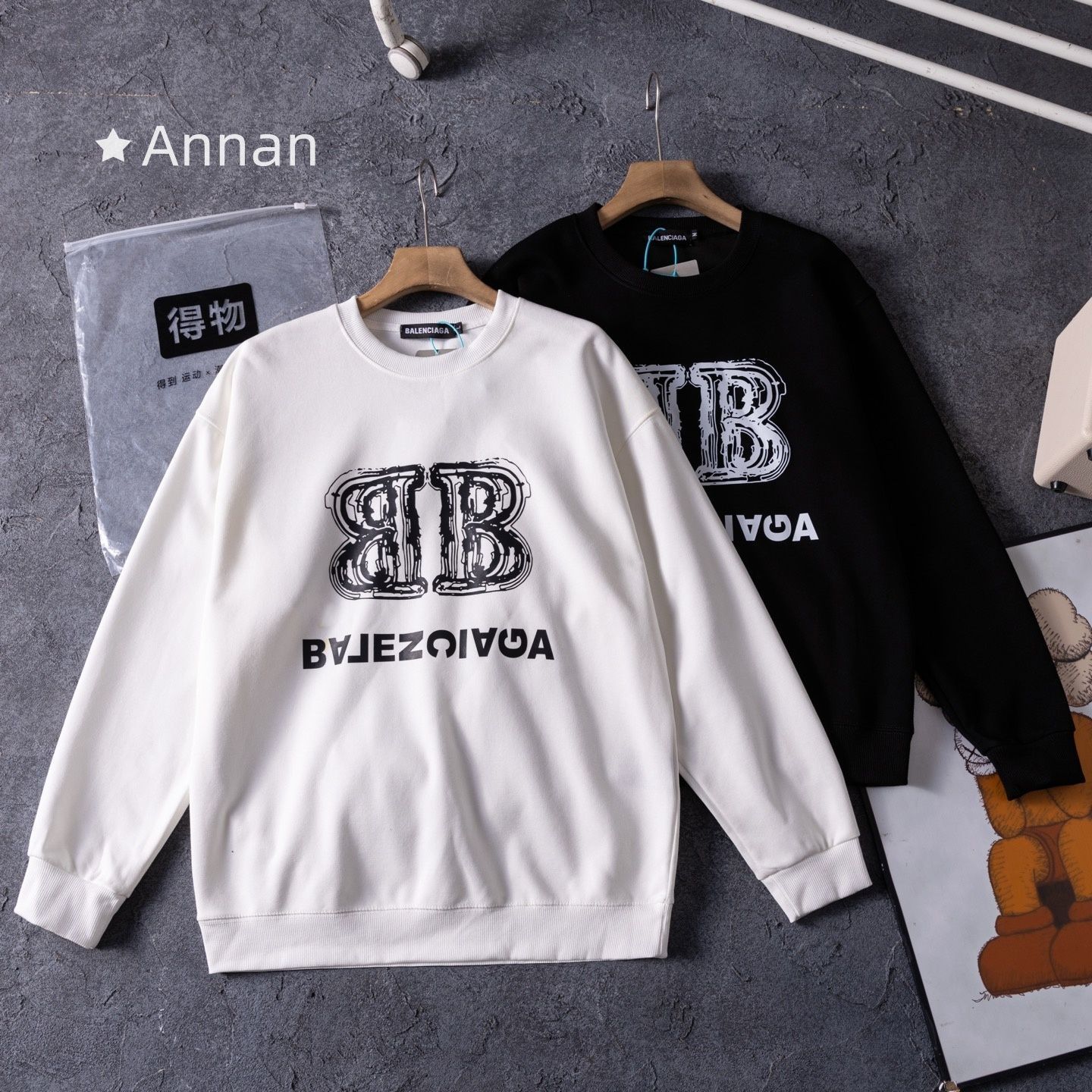 大幅値下げ 新品 タグ付 BALENCIAGA バレンシアガ パーカー 長袖Tシャツ トップス シンプルフード付きパーカー ユニセックス