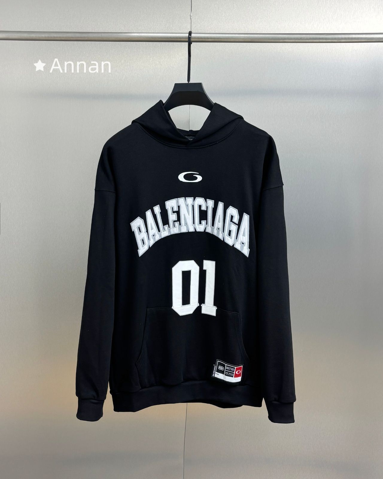 人気新品！新品 タグ付 BALENCIAGA バレンシアガ パーカー 長袖Tシャツ トップス シンプルフード付きパーカー ユニセックス