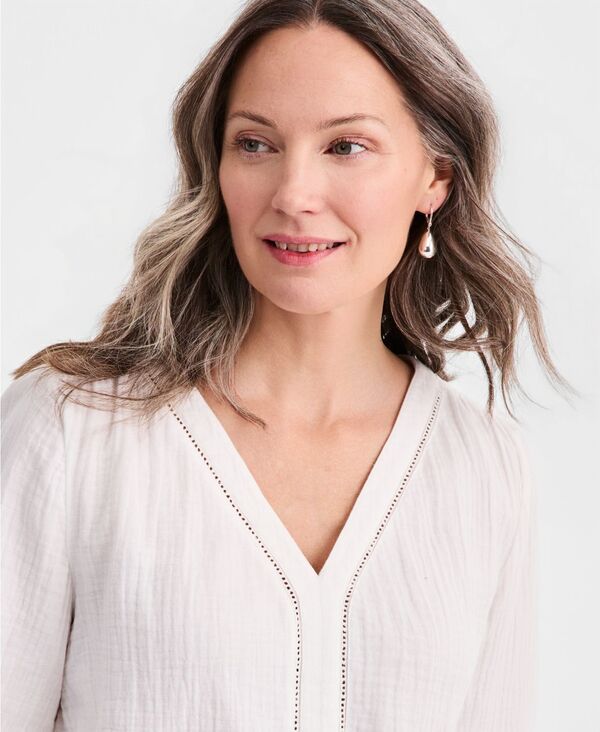 スタイルアンドコー レディース トップス シャツ Vネック コットン ブラウス Style Co Womens Cotton Gauze VNeck Blouse Macys Exclusive Br スタイルアンドコー レディース トップス シャツ Vネック コットン ブラウス Style Co Womens Cotton Gauze VNeck Blouse Macys Exclusive Br