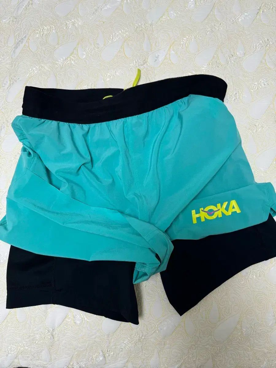 HOKA ONE ONE ホカオネオネ グライド ランニング ショーツ