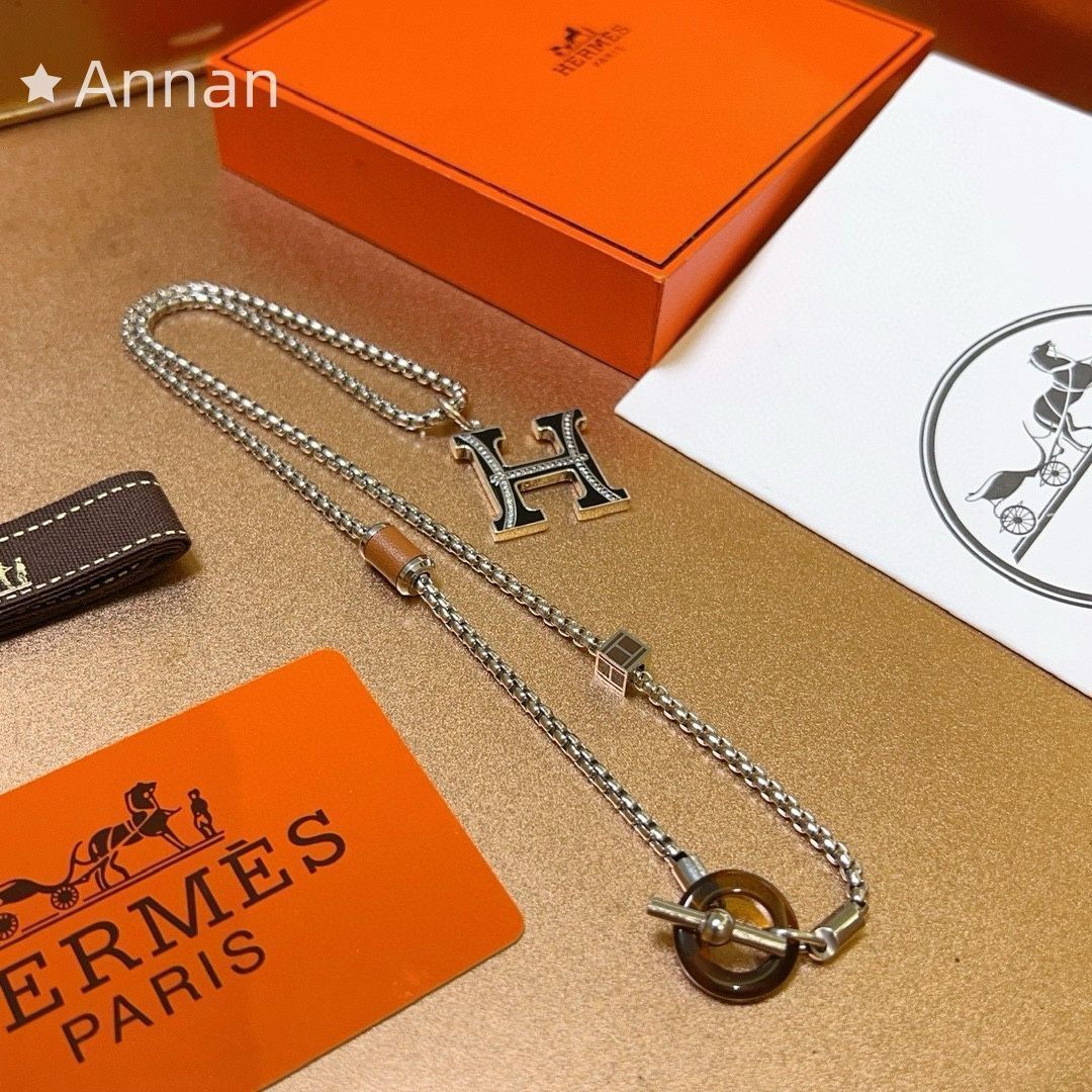 超美品 送料込☆新品 HERMES エルメス ネックレス メンズ 結婚式 卒業式 清楚 イベント 入学式