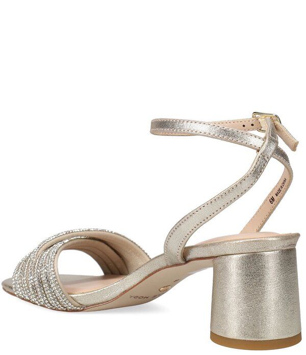 ペレモーダ レディース シューズ サンダル トール スエード ヒール Pelle Moda Noli Metallic Suede Block Heel Dressandals Platinum Go ペレモーダ レディース シューズ サンダル トール スエード ヒール Pelle Moda Noli Metallic Suede Block Heel Dressandals Platinum Go