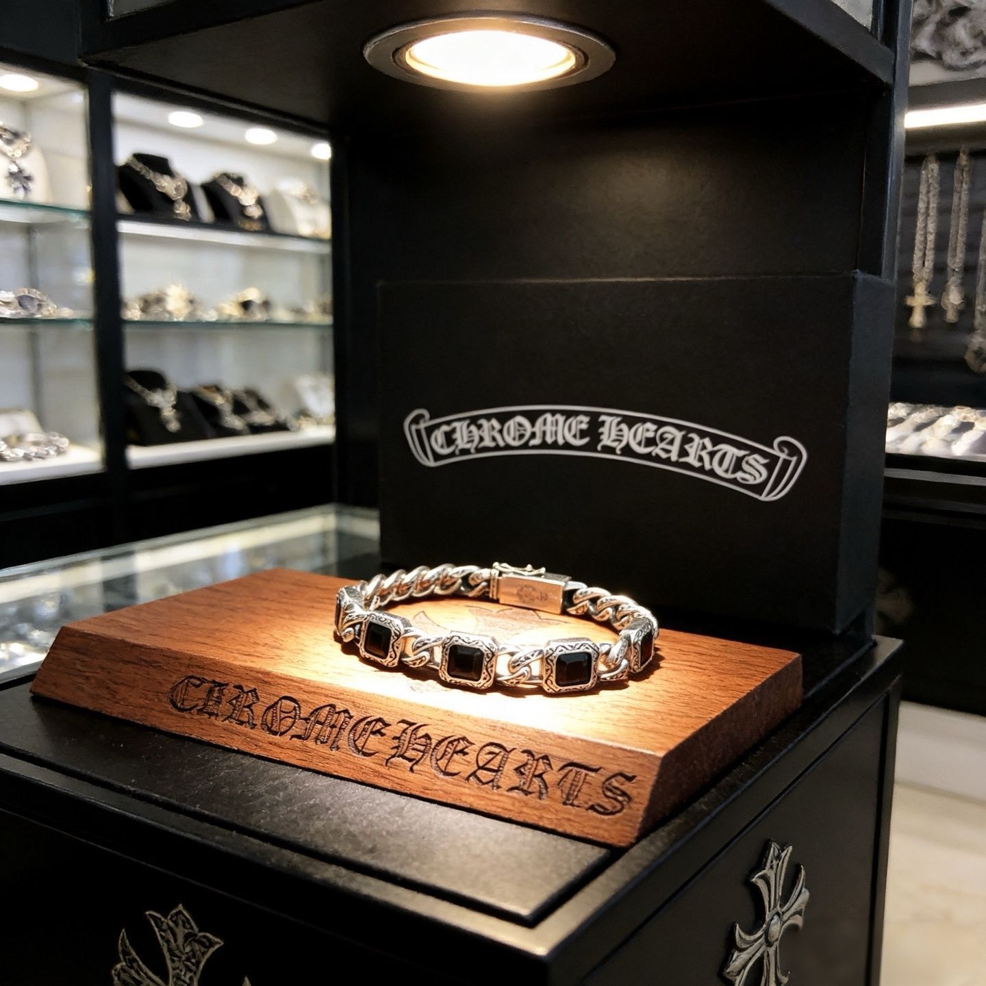 新品 本日特価 本日限定！新品 CHROME HEARTS クロムハーツ ブレスレット バングル リストバンド メンズ 結婚式 卒業式 清楚 イベント 入学式