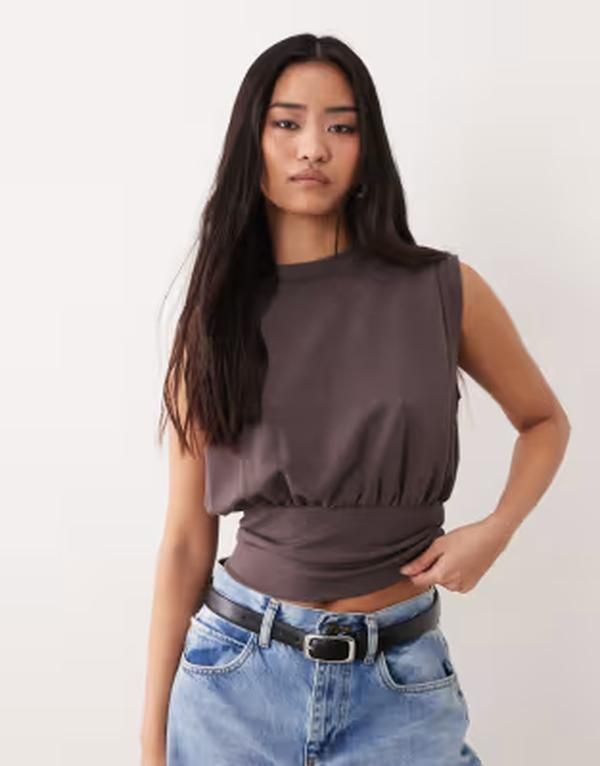 エイソス レディース トップス シャツ ドレープ ノースリーブ ASOS DESIGN sleeveless modal draped cinched crop top BROWN ブラウン