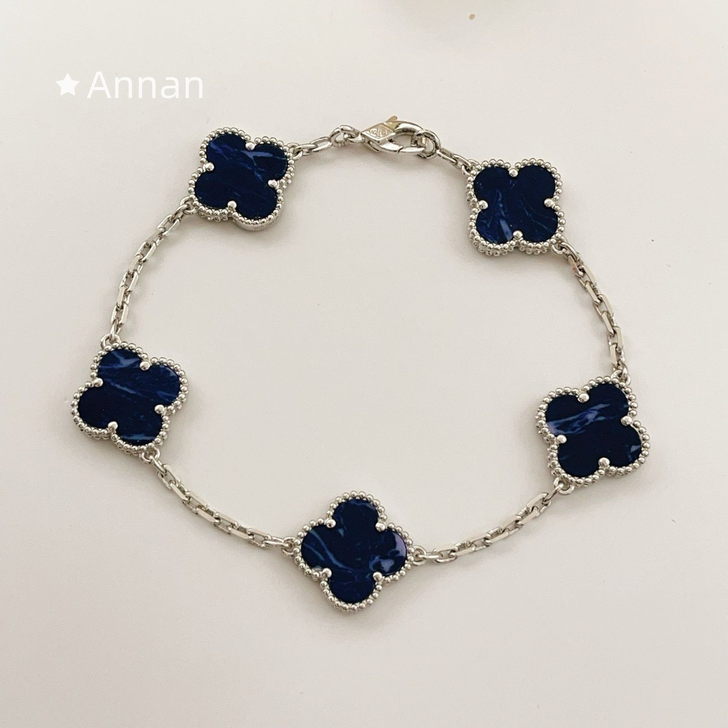 送料込☆ 超美品新品 VAN CLEEF & ARPELS ヴァン クリーフ アンド アーペルス ブレスレット バングル リストバンド レディース 結婚式 卒業式 清楚 イベント 入学式