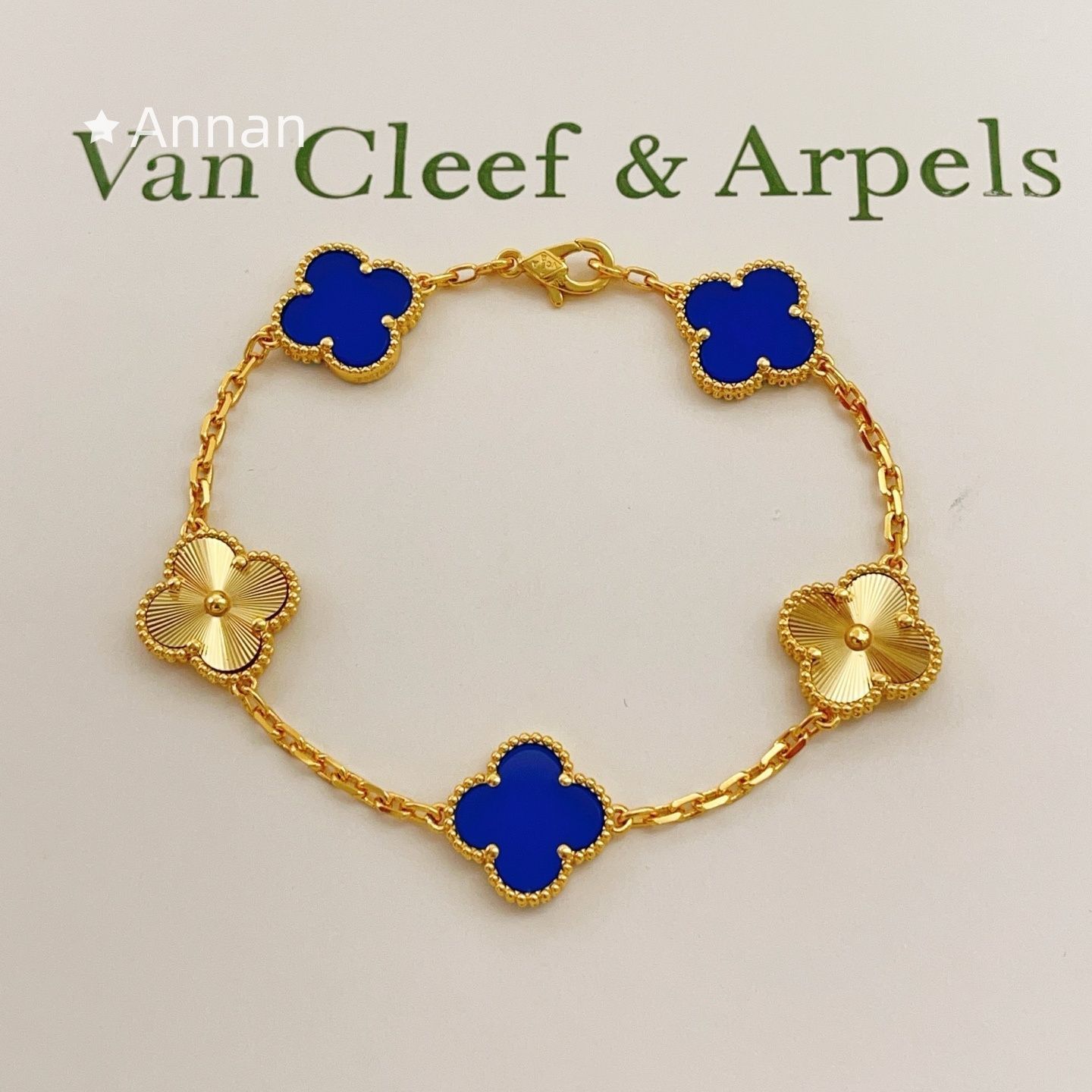 お洒落 極美品 新品 VAN CLEEF & ARPELS ヴァン クリーフ アンド アーペルス ブレスレット バングル リストバンド レディース 結婚式 卒業式 清楚 イベント 入学式