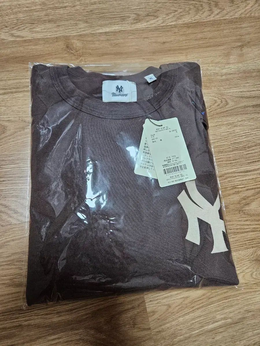 マッドハッピー ニューヨーク・ヤンキース Tシャツ XL