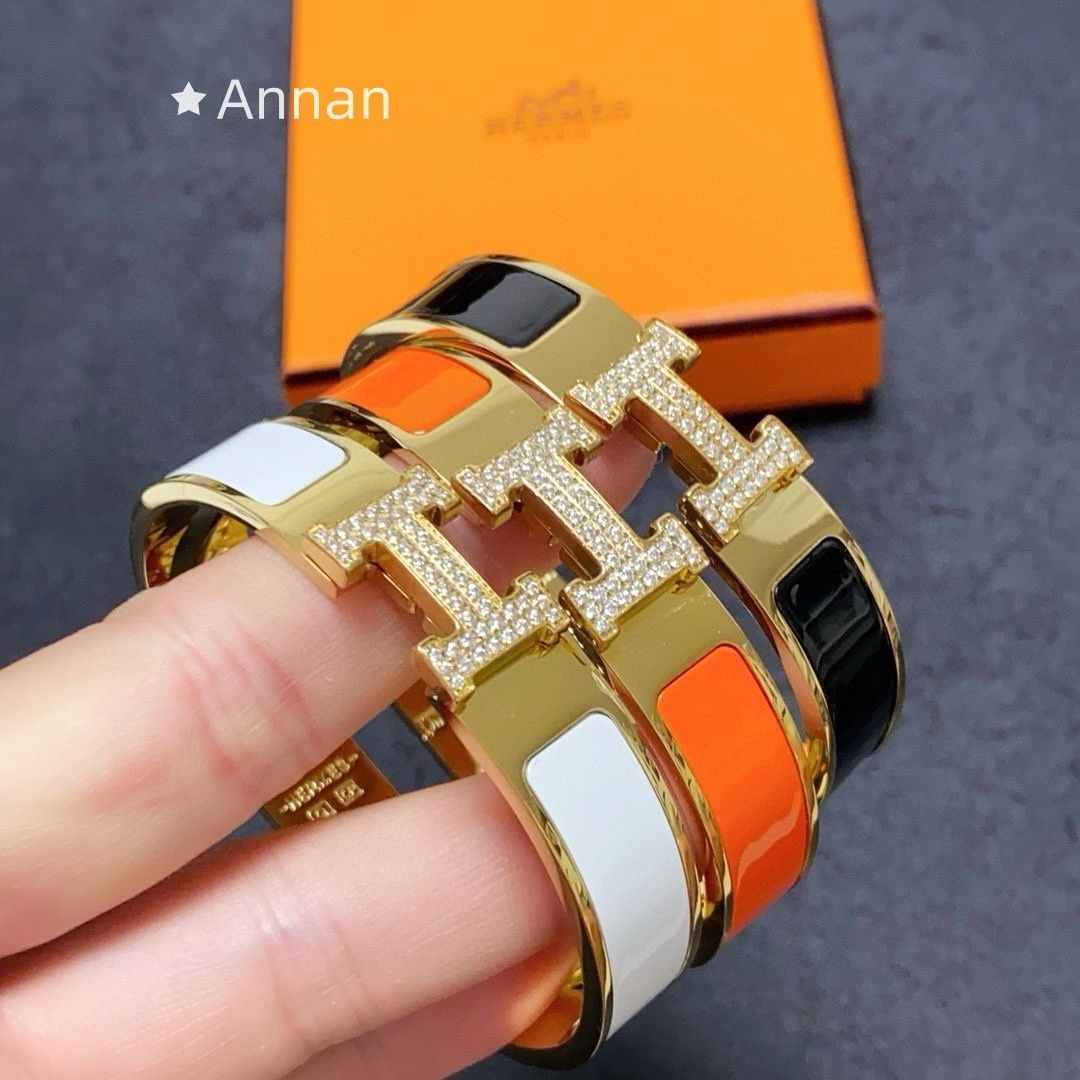 美品 限定 新品 HERMES エルメス ブレスレット バングル リストバンド レディース 結婚式 卒業式 清楚 イベント 入学式