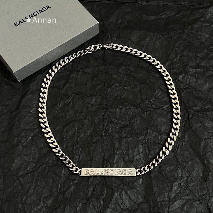 限界 超美品 最終値下げ 新品 BALENCIAGA バレンシアガ ネックレス