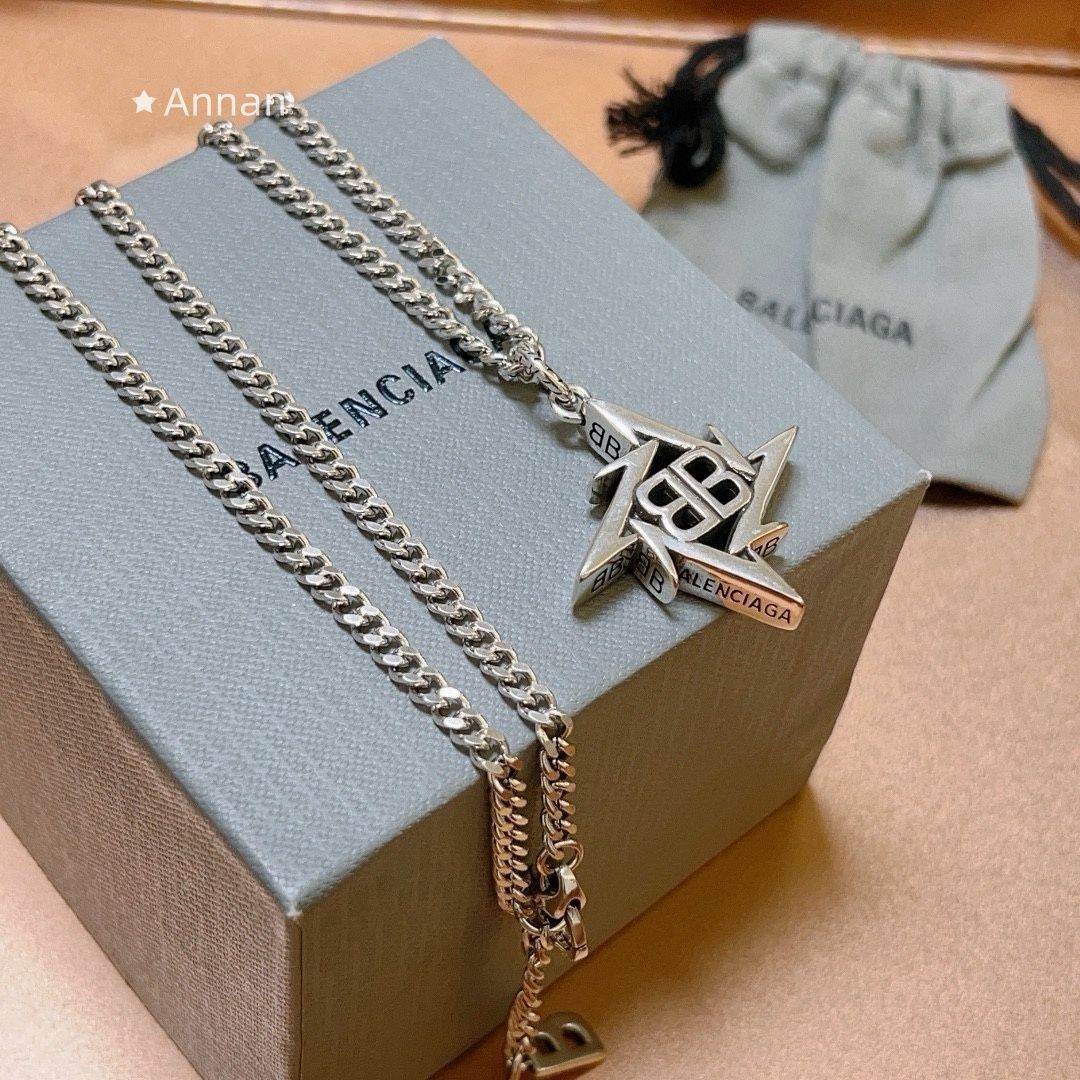 超美品 美品 限定品 超美品 新品 BALENCIAGA バレンシアガ ネックレス メンズ 結婚式 卒業式 清楚 イベント 入学式