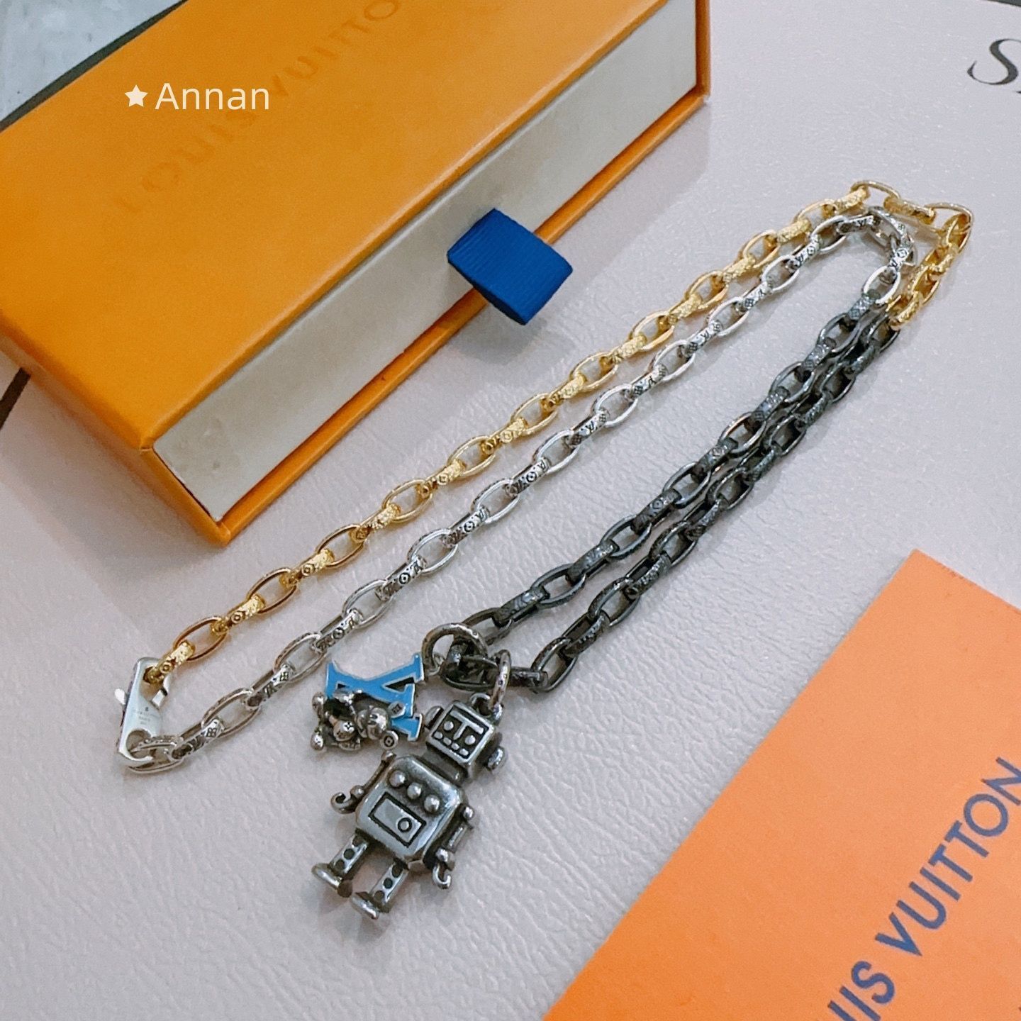 良品 ★★ 新品！新品 LV LOUIS VUITTON ルイヴィトン ネックレス メンズ 結婚式 卒業式 清楚 イベント 入学式
