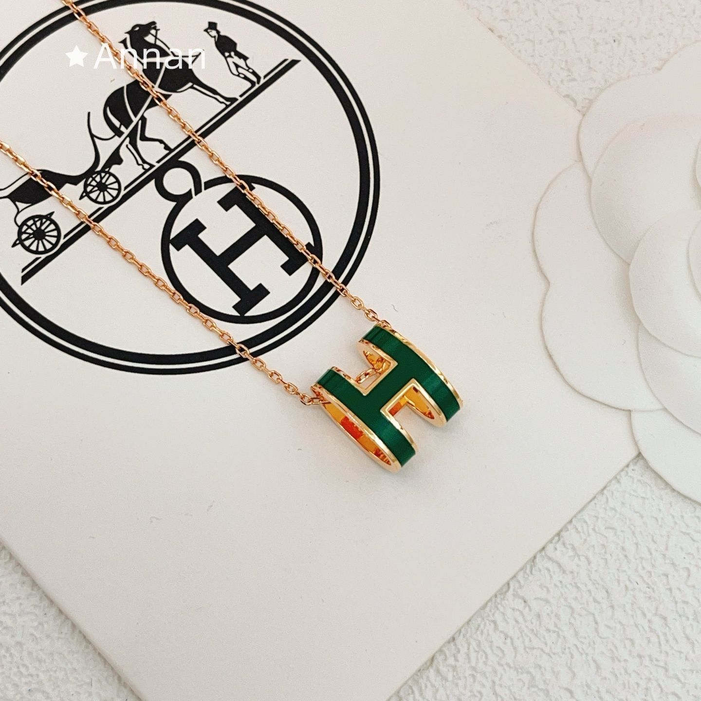 実用性 【極美品】新品 HERMES エルメス ネックレス レディース 結婚式 卒業式 清楚 イベント 入学式