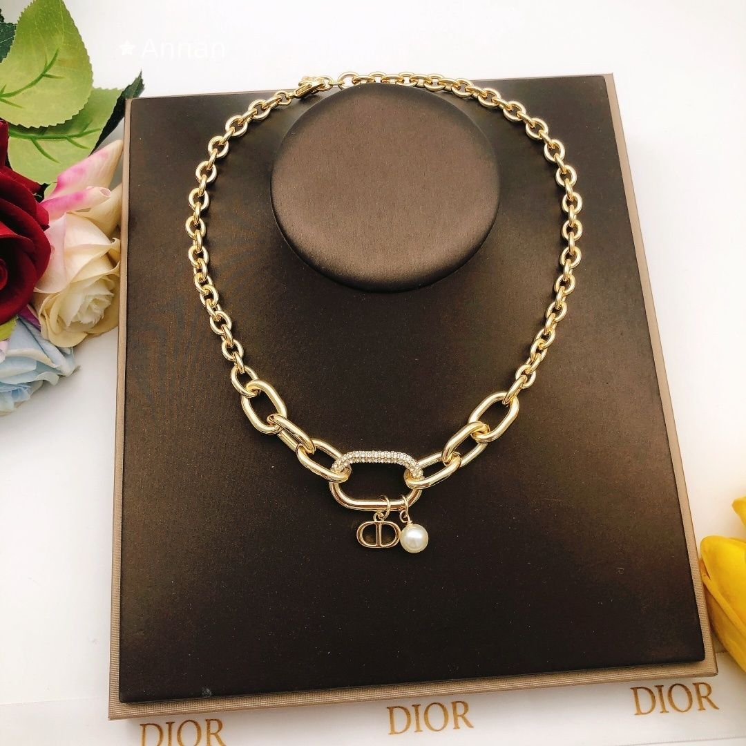 送料無料 美品 美品 超美品 新品 CHRISTIAN DIOR クリスチャン ディオール ネックレス レディース 結婚式 卒業式 清楚 イベント 入学式