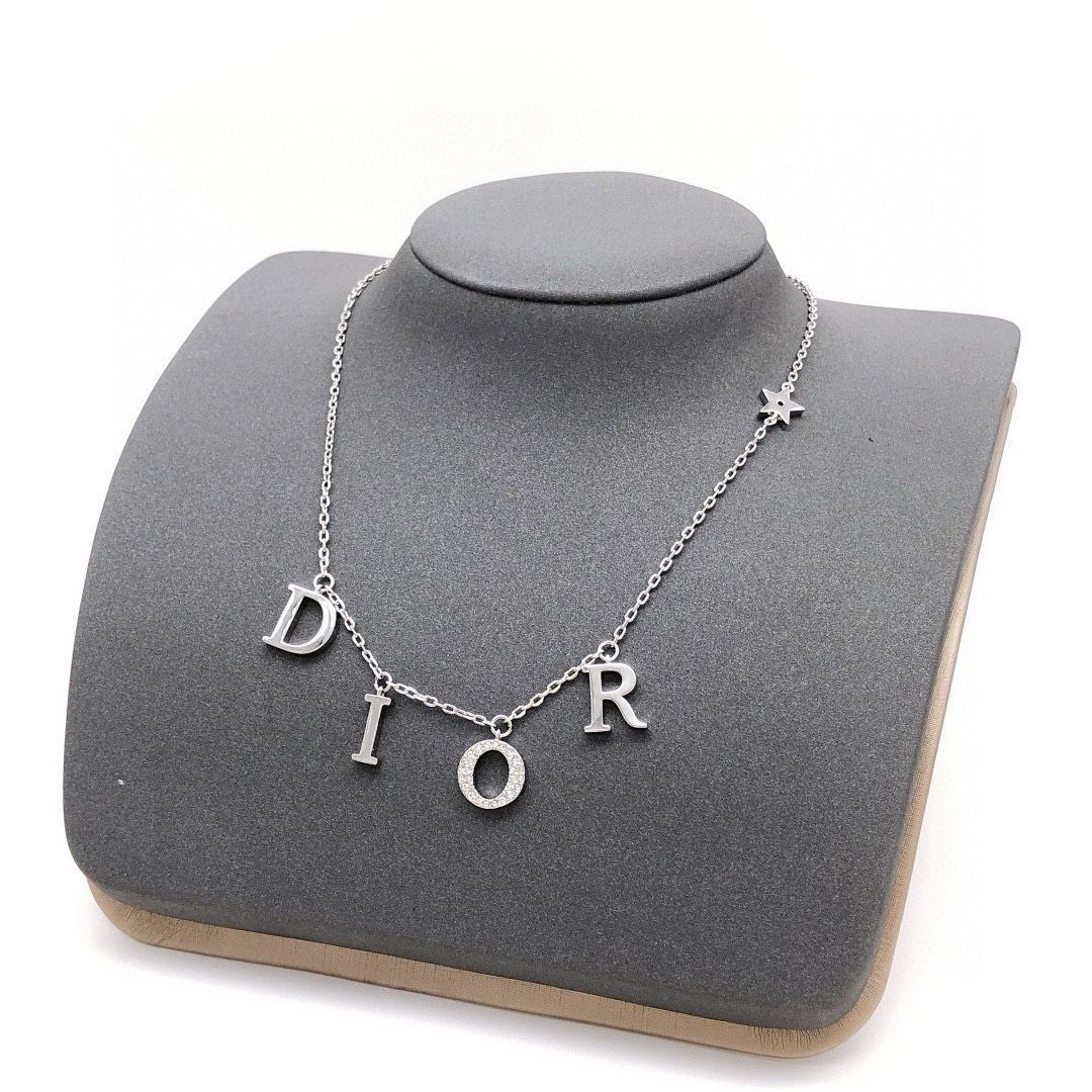 人気新品！新品 CHRISTIAN DIOR クリスチャン ディオール ネックレス レディース 結婚式 卒業式 清楚 イベント 入学式