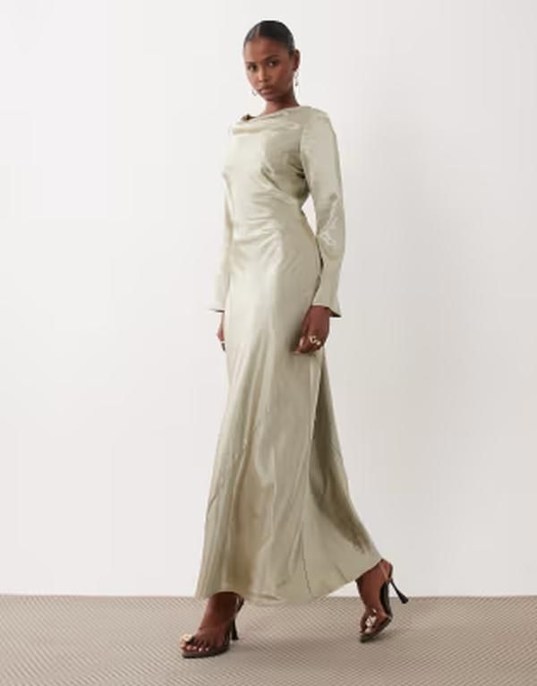 ティエフエヌシー レディース トップス ワンピース サテン マキシ TFNC satin flared long sleeve maxi dress in light olive Light oliv