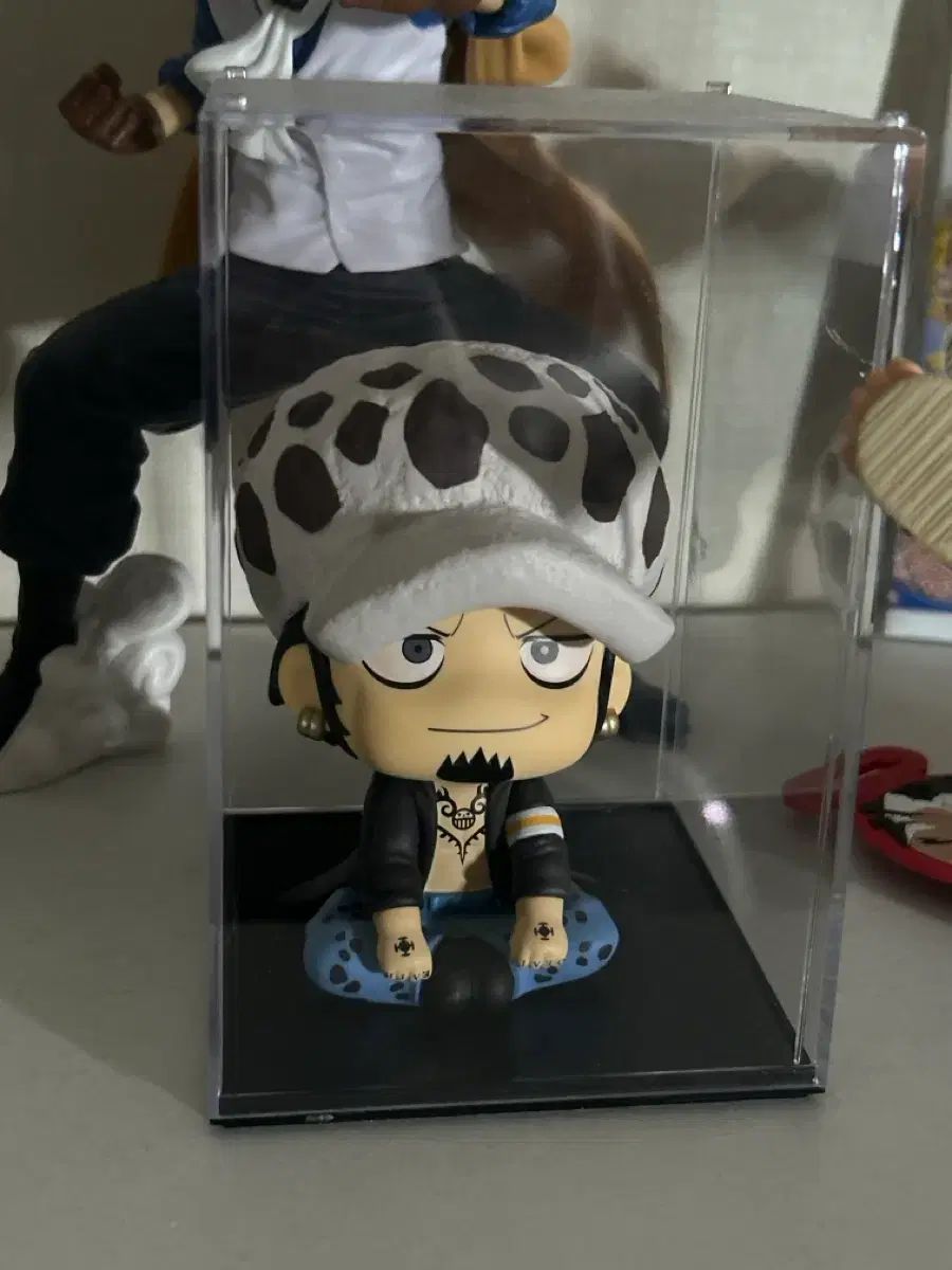 ONE PIECE 成人 トラファルガー・ロー ルックアップ