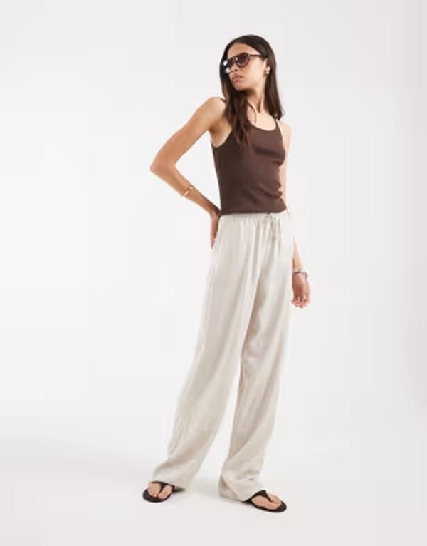 ベロモーダ レディース ボトムス カジュアルパンツ ワイドレッグ ドローコードウエスト リネン Vero Moda Tallinen touch wide leg pants with drawstr