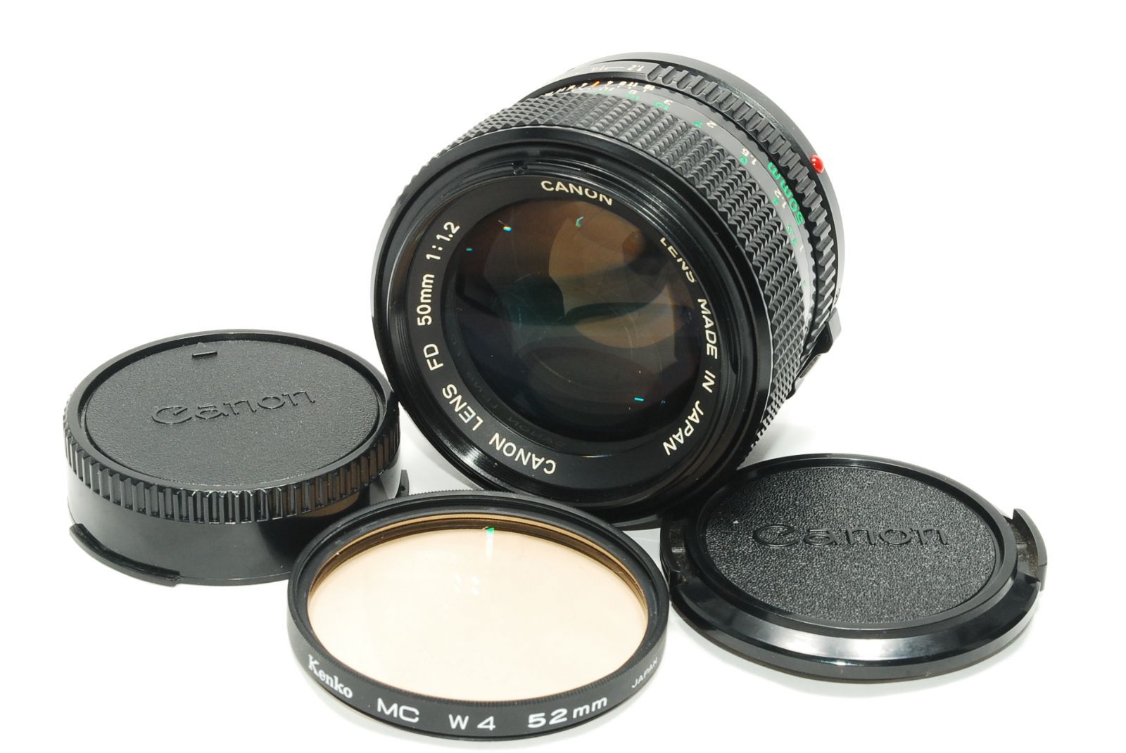 【外観美品】Canon New FD 50mm F1.2 単焦点 標準 大口径レンズ FDマウント r406