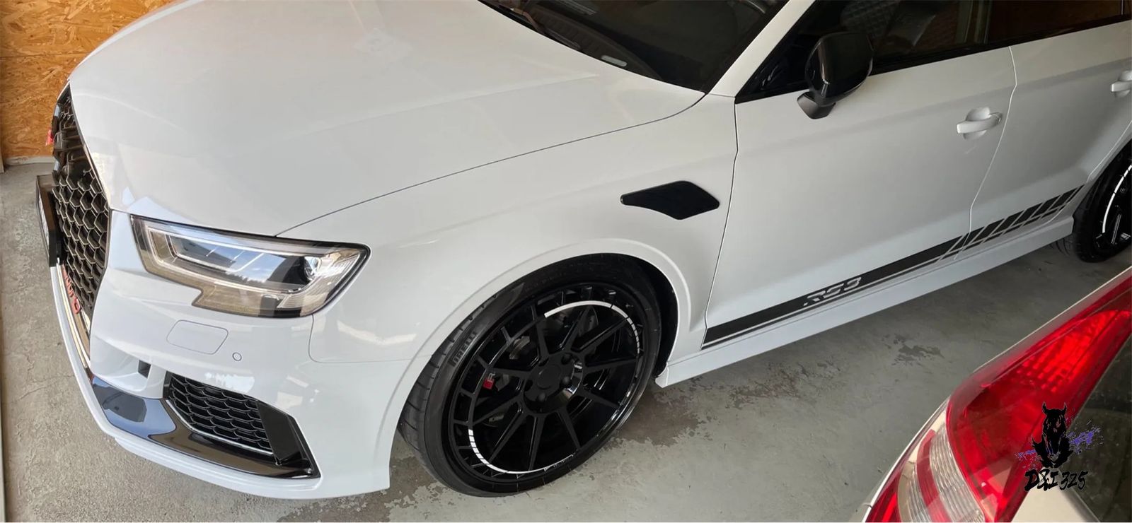 Audi A3/A4L/A5/A6L/A7/Q3/Q5 用 車装飾ステッカー カーボン柄風 2個セット