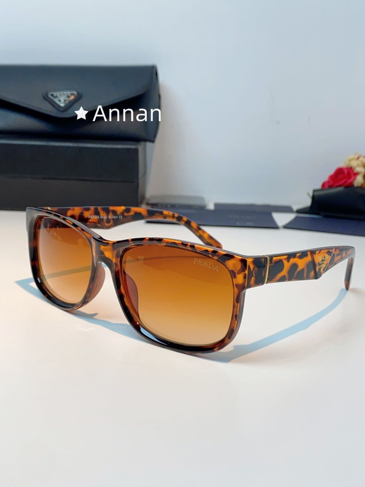 美品新品 PRADA プラダ サングラス メンズ レディース ユニセックス