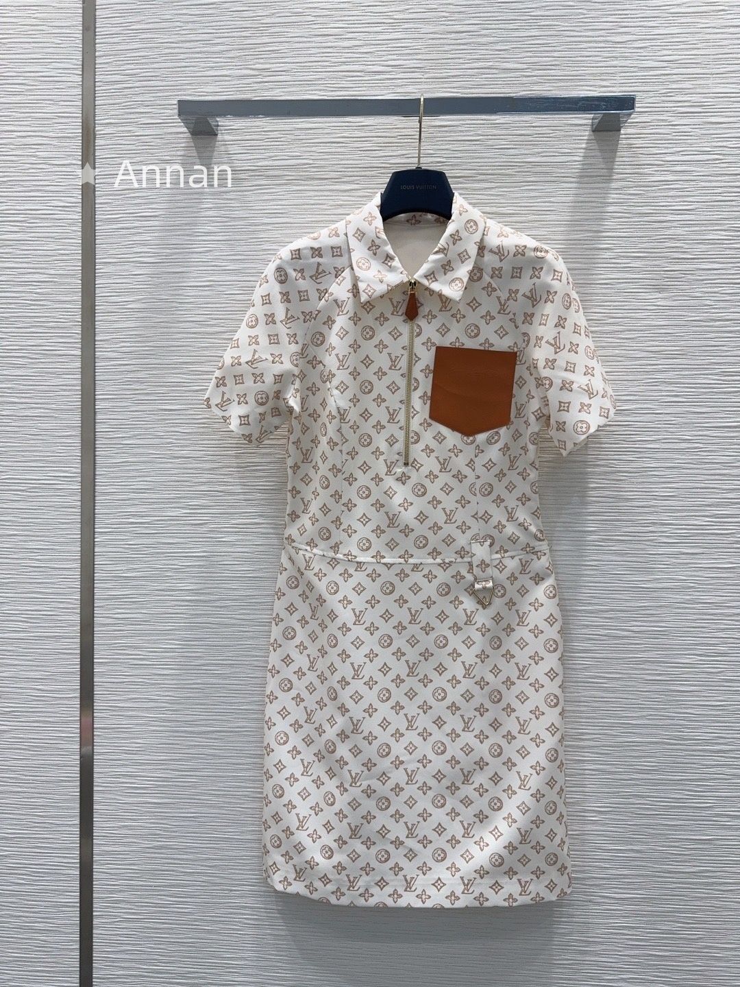 【最終値下げ】 美品 新品 LV LOUIS VUITTON ルイヴィトン ワンピース レディース