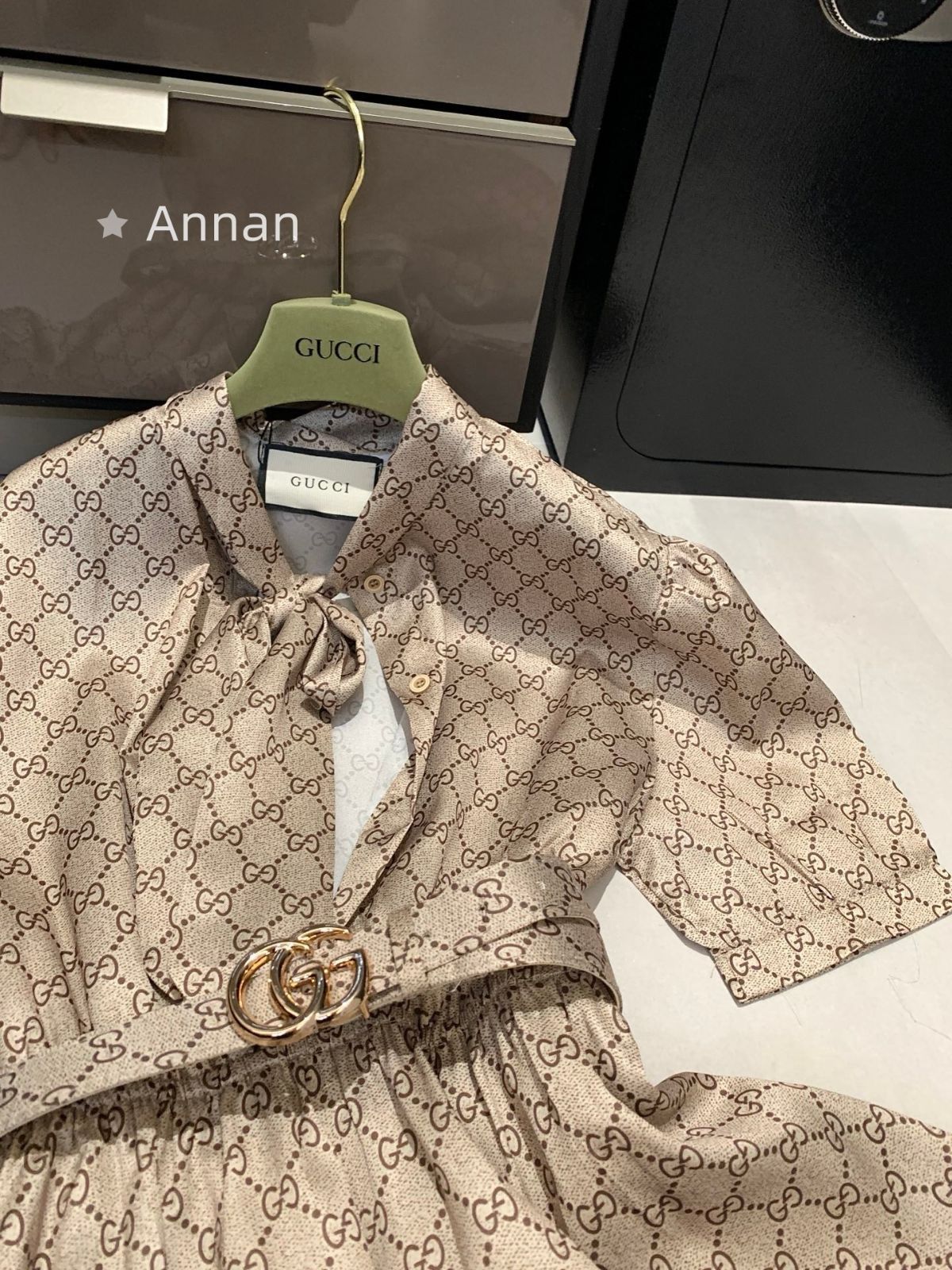 本日特価 本日限定！新品 GUCCI グッチ ワンピース レディース - メルカリ