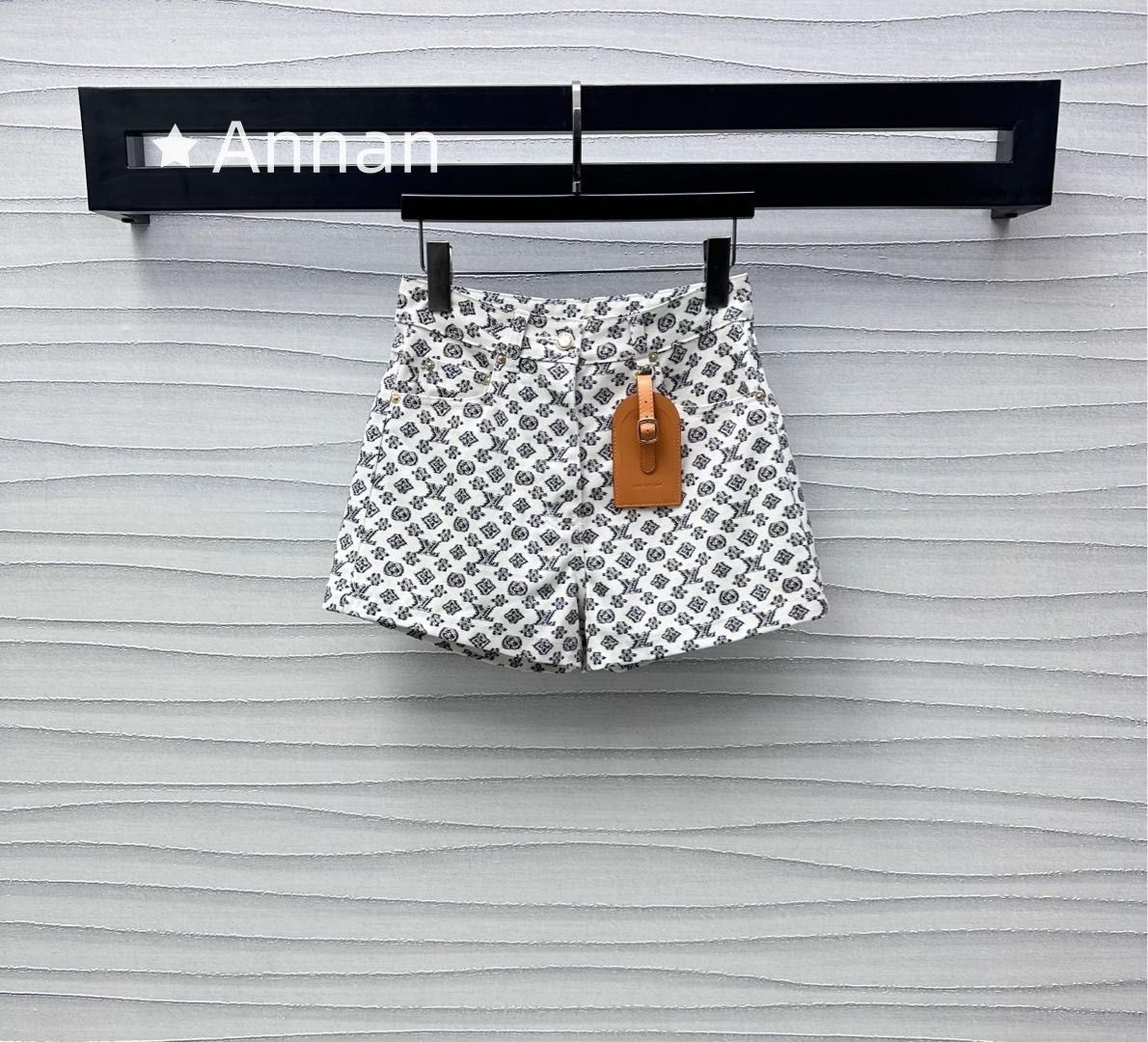 お値下げ！限定 新品 LV LOUIS VUITTON ルイヴィトン ショートパンツ ハーフパンツ レディース