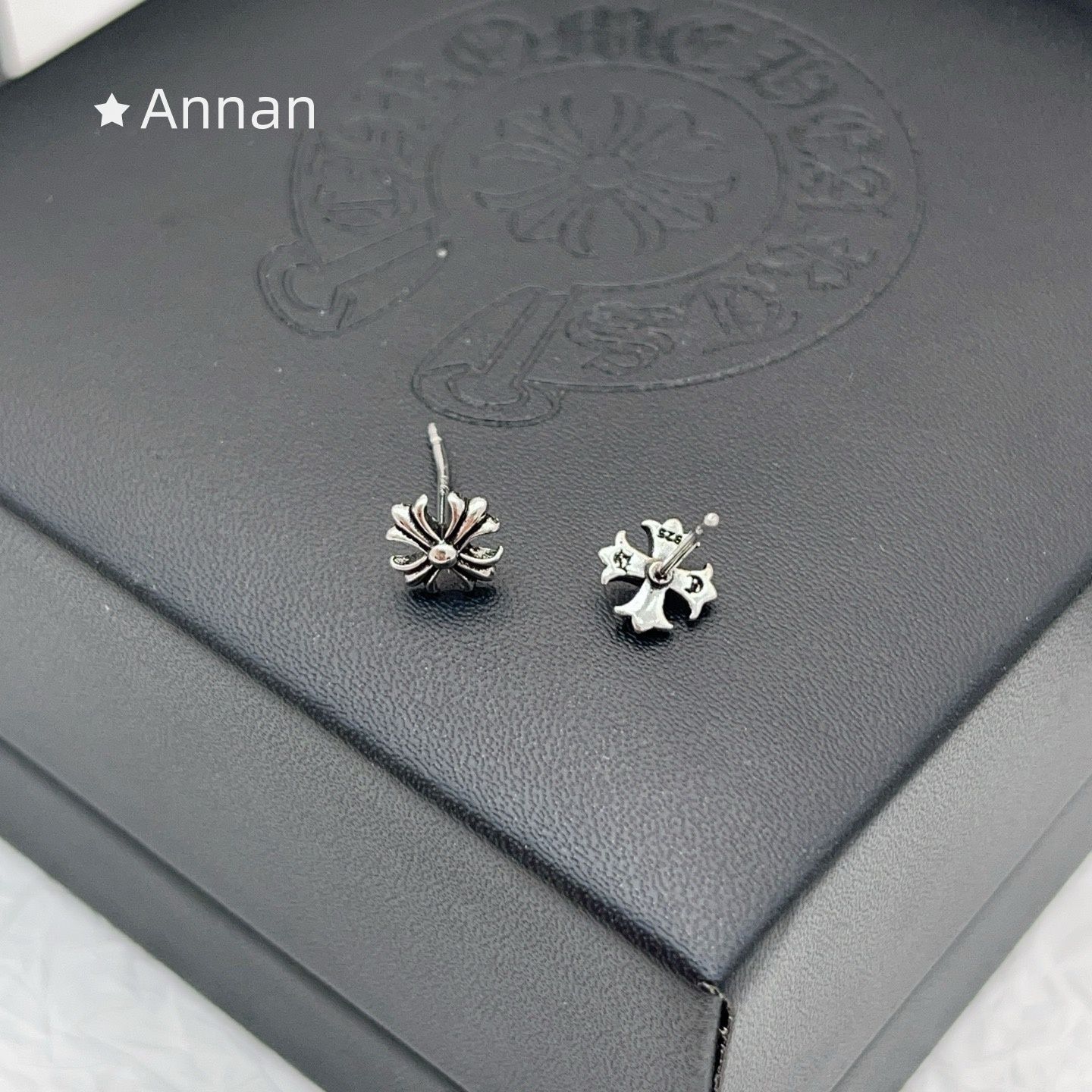 現行限定未使用に近い 新品 CHROME HEARTS クロムハーツ ピアス