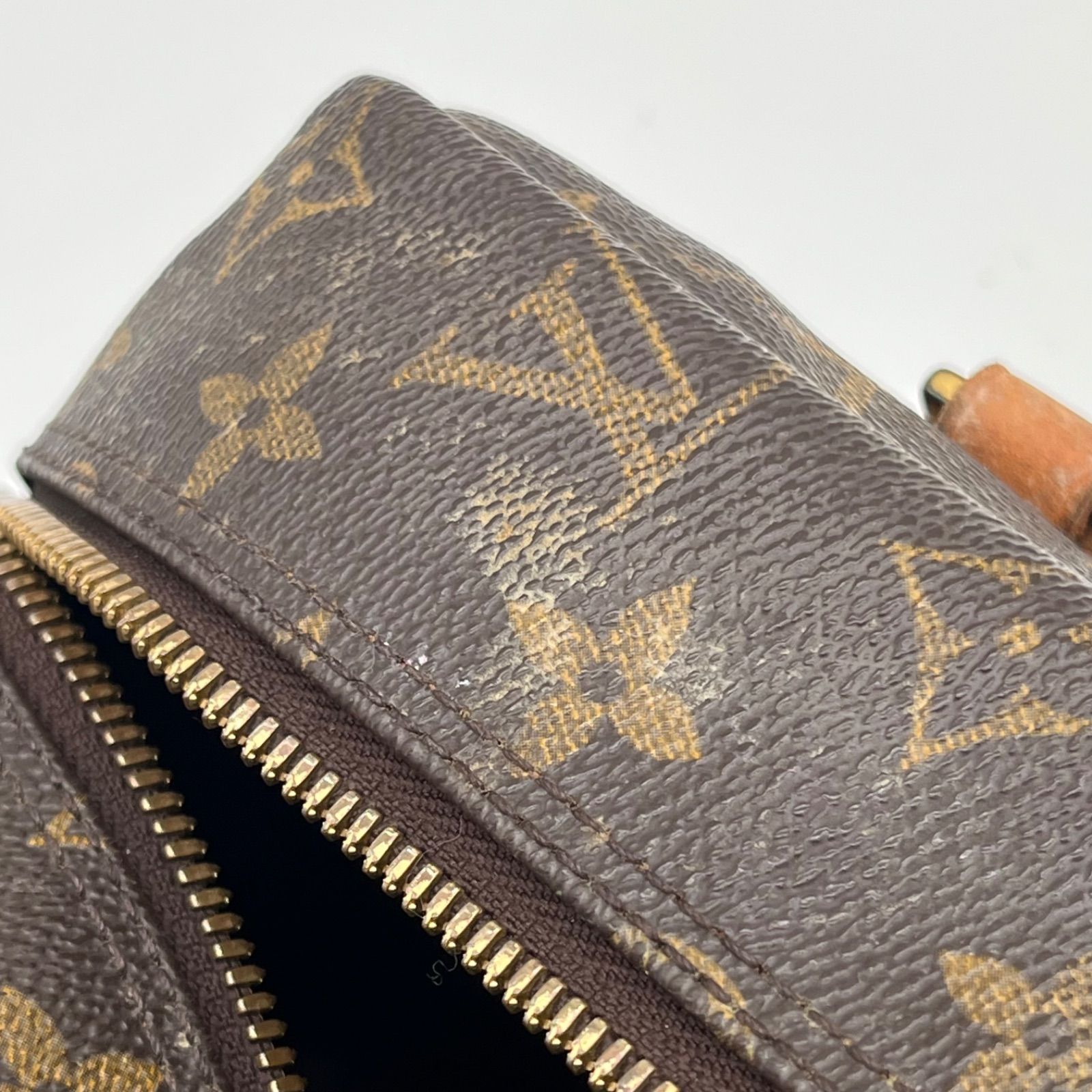 LOUIS VUITTON ルイヴィトン モノグラム シテMM ショルダーバッグ