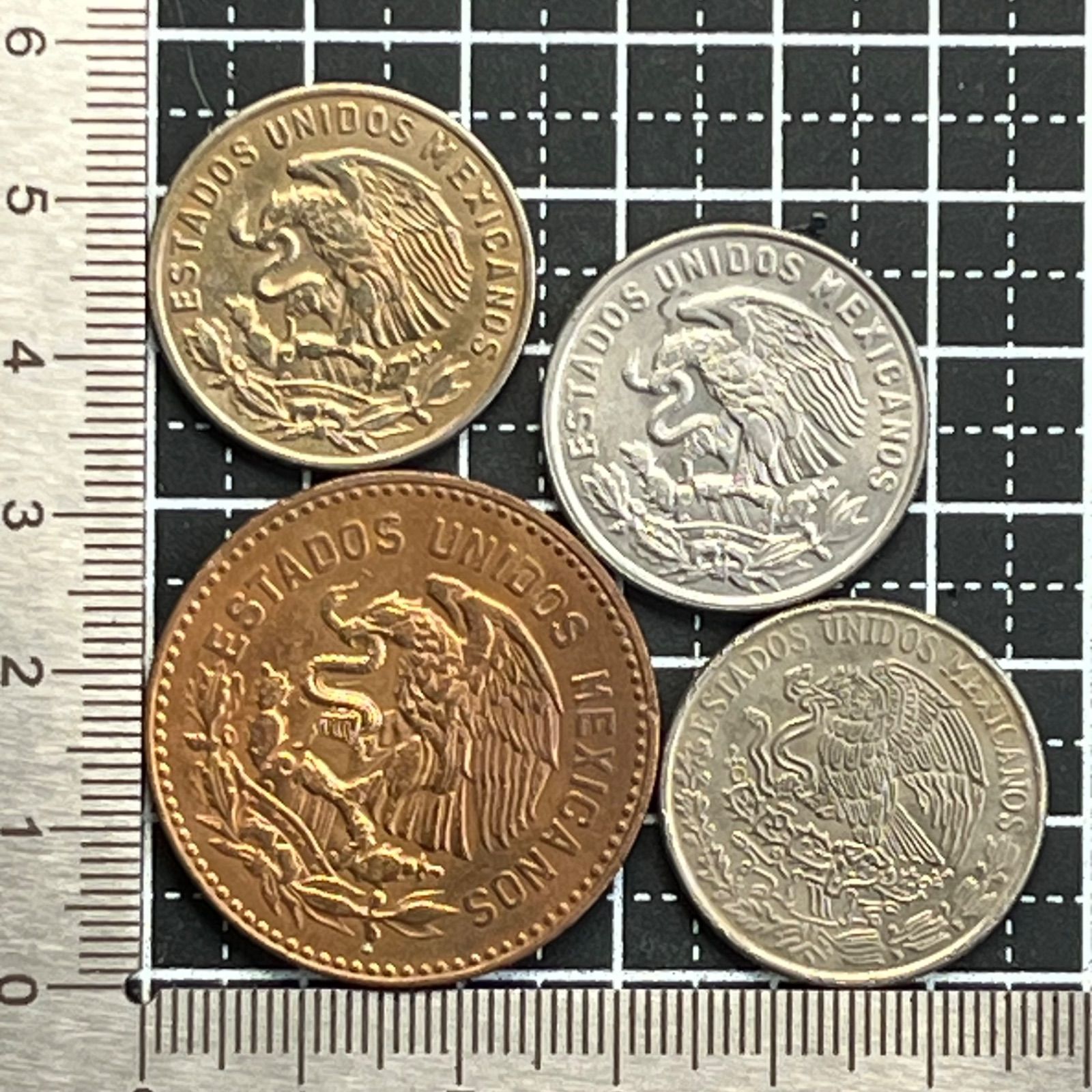 古銭】メキシコ 1956〜1971年 20センタボ・50センタボ 4枚セット