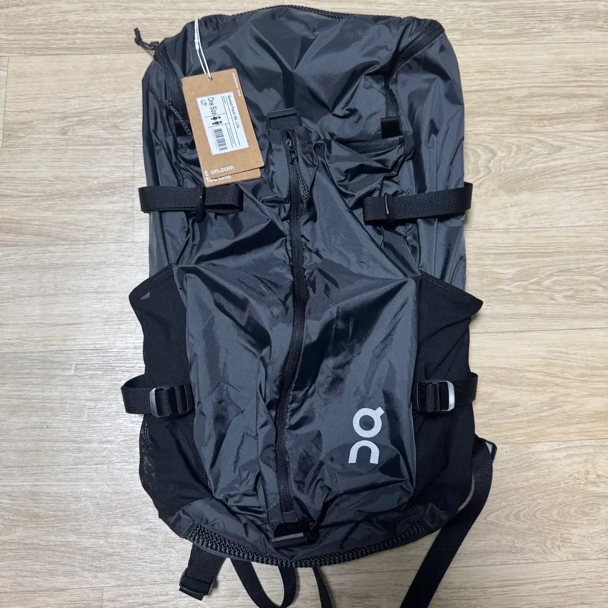 オンランニング バックパック 新品 出品