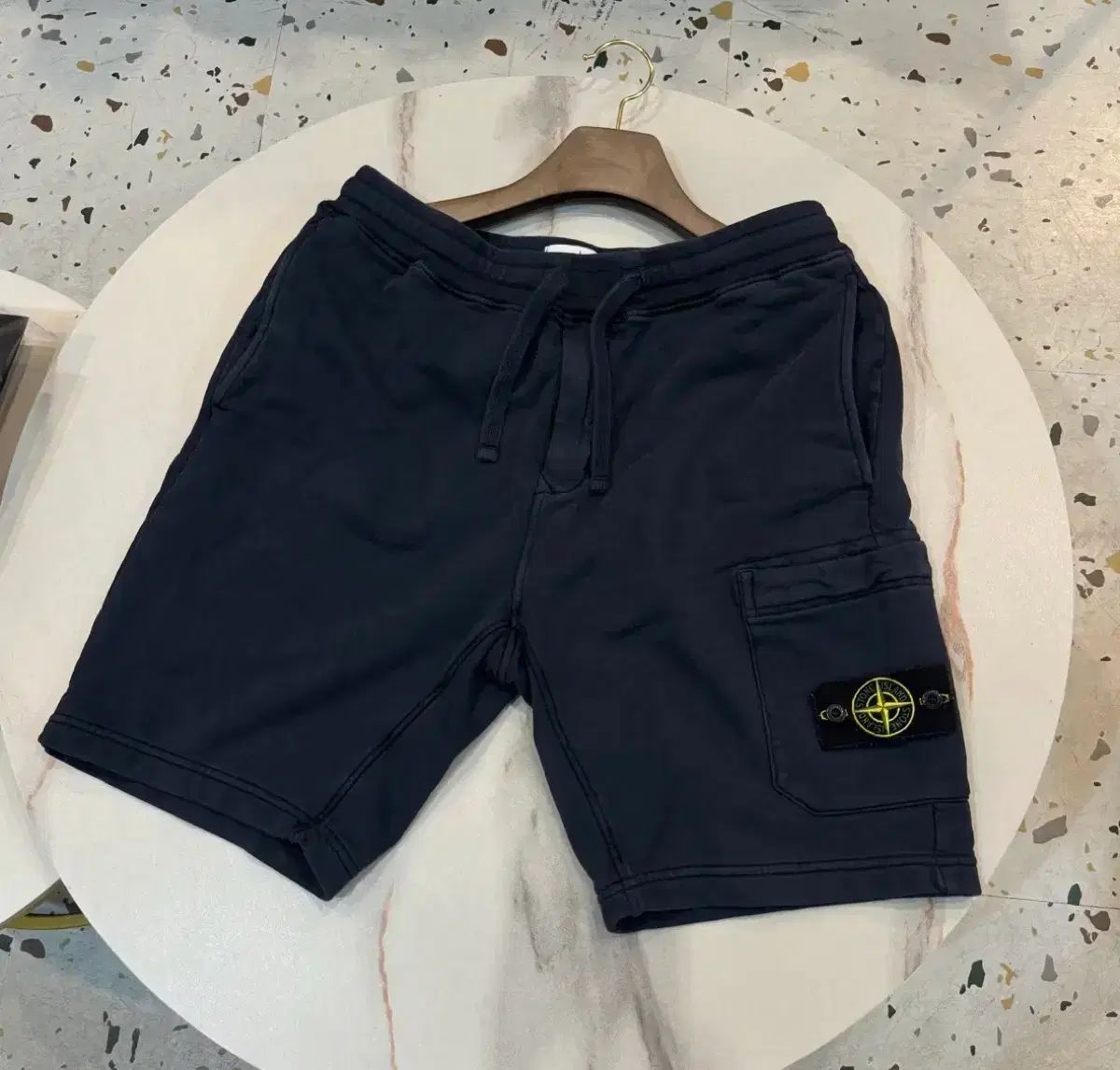 正規品/Lサイズ STONE ISLAND ハーフパンツ ネイビー