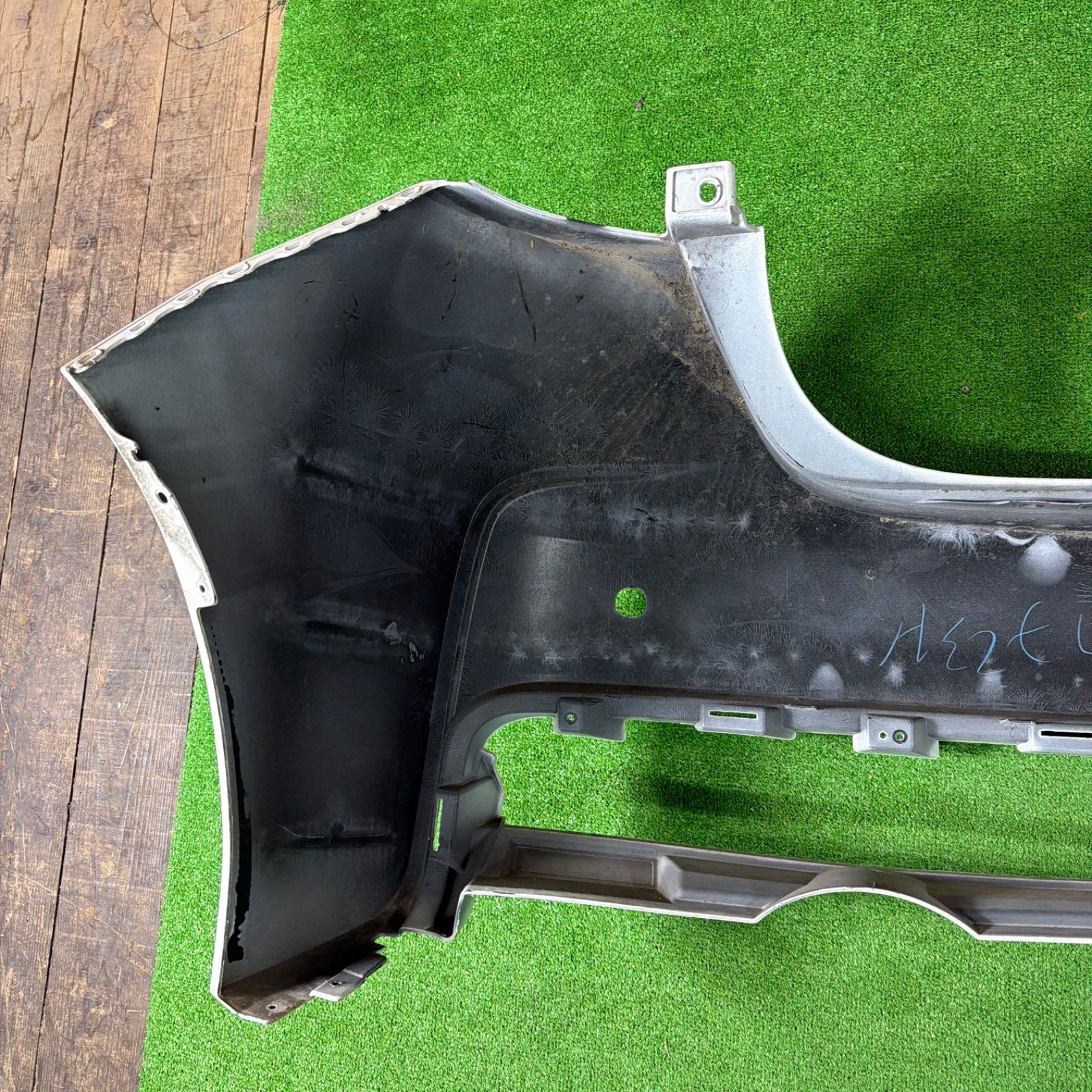 日産 ノート E12 ニスモ 純正 リアバンパー (139) - メルカリ