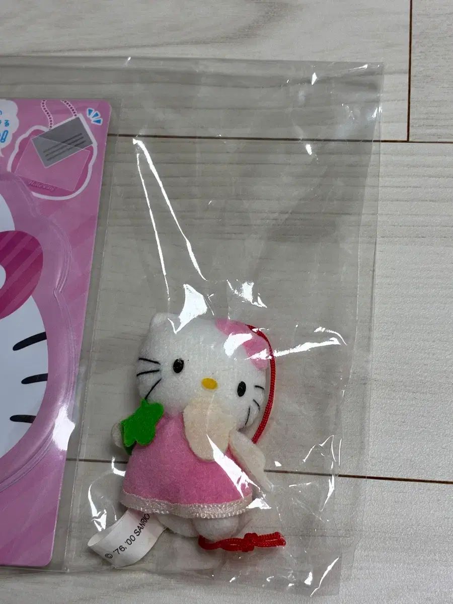 古典 エンジェル キティ
