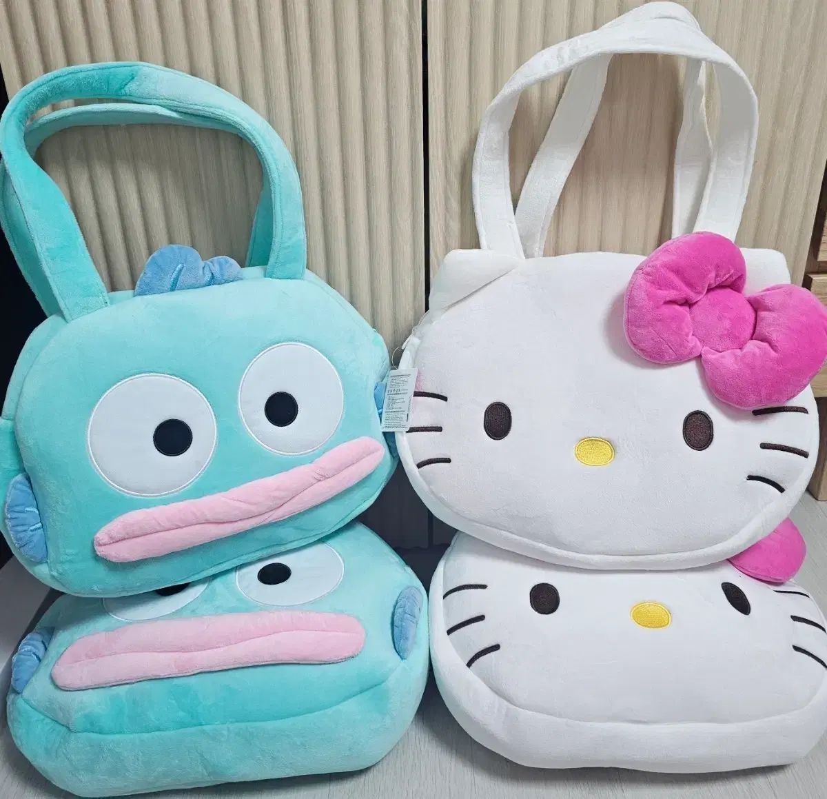 ハローキティ & ハンギョドン 大型 顔バッグ 未使用 新品 習い事バッグ ショルダーバッグ