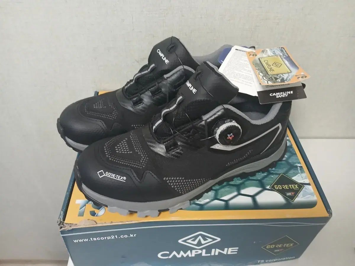登山靴（CAMPLINE ゴアテックス 登山靴 トレッキングシューズ）255 285