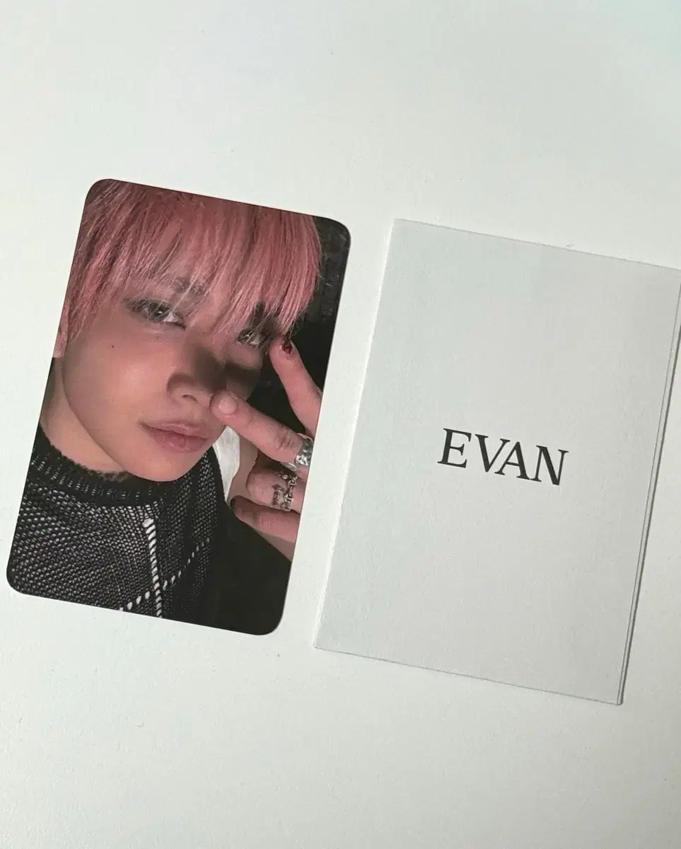 ヒスン　EVAN 公開放送　サノク　トレカ　RIDE or DIE 1枚 ヒスン EVAN 公開放送 サノク RIDE or DIE トレカ ヒスン EVAN サノク