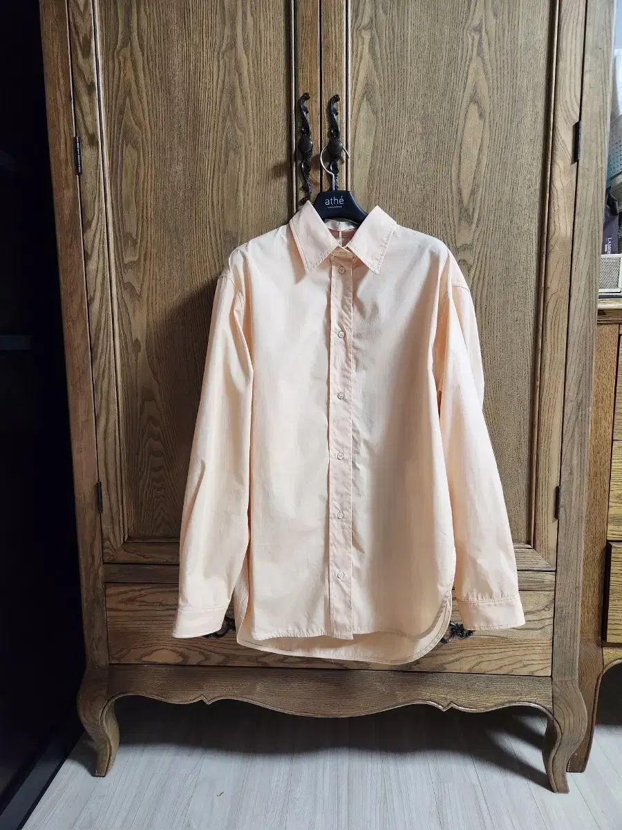 新品)ヴァネッサ ブリューノ 高級 ピーチ シャツ