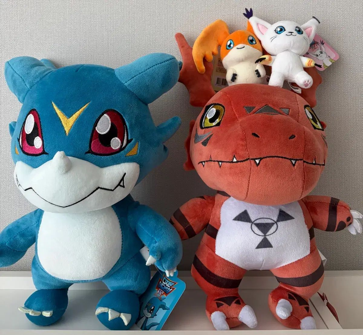 デジタルモンスター ぬいぐるみ (ブイモン、ギルモン、ガトモン、パタモン)