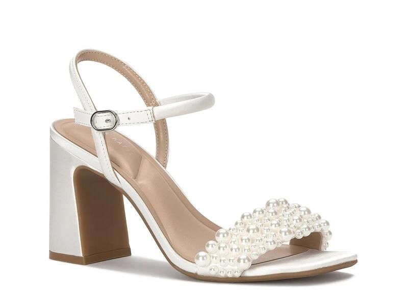 ケリー＆ケイティ レディース シューズ サンダル Kelly Katievelina Sandal Satin Pearl Off White オフホワイト