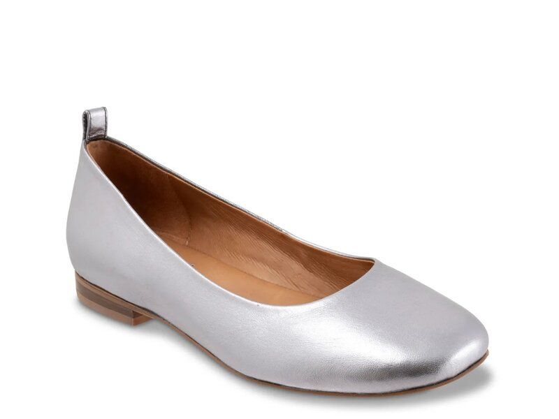 ソフトウォーク レディース シューズ パンプス Softwalkiris Ballet Flat Silver Metallic Leather シルバー