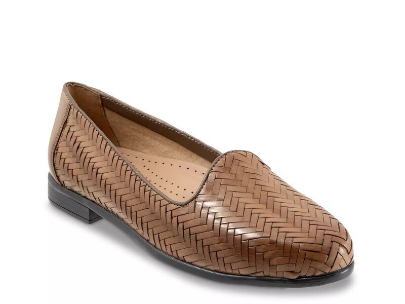 トロッターズ レディース シューズ スリッポン・ローファー Trotters Liz III SlipOn Taupe Leather トープ