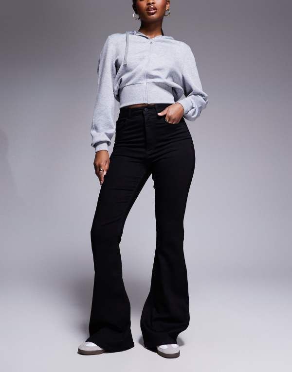 エイソス レディース ボトムス デニムパンツ ジーンズ ASOS DESIGN sculpting super stretch flare jeans Black ブラック
