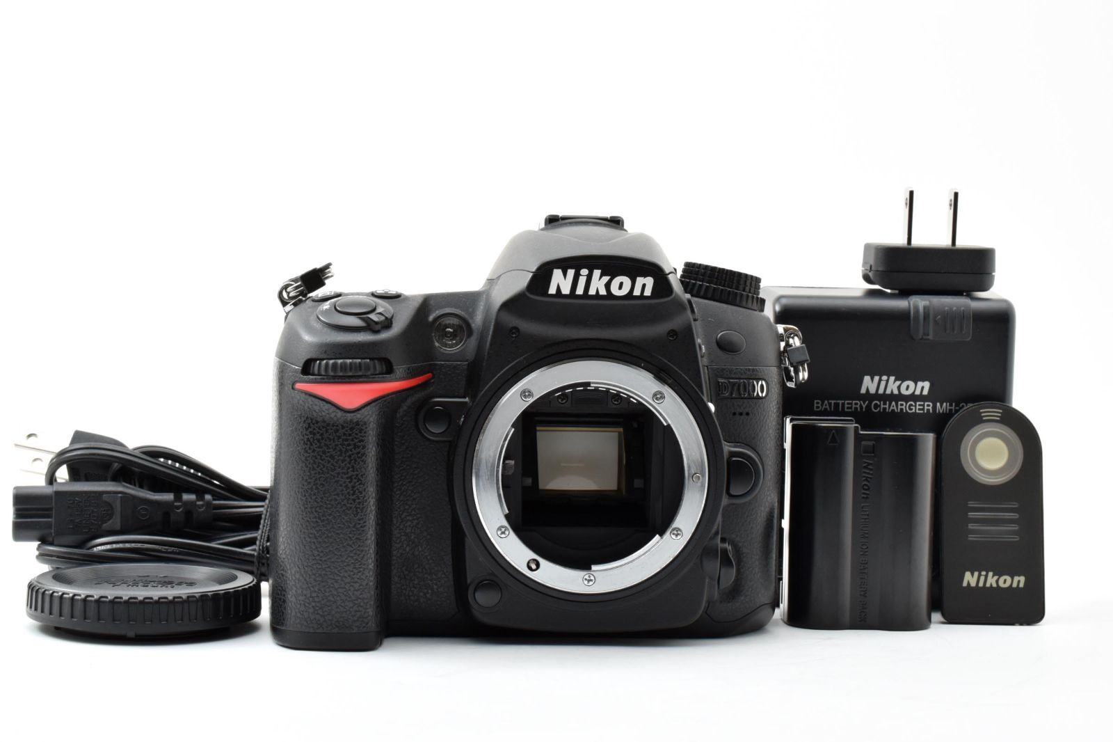 ★極上品★ 《ショット数 4883回》 ニコン NIKON D7000 ボディ #2285