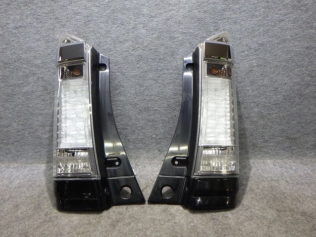 N-BOX カスタム テール左右 JF1 JF2 前期 D106 F 33551-TY0-J51 LED球
