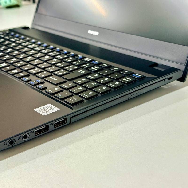 10世代corei5 SSD256GB 16GB 美品 フルHD ACアダプター付属 Windows11