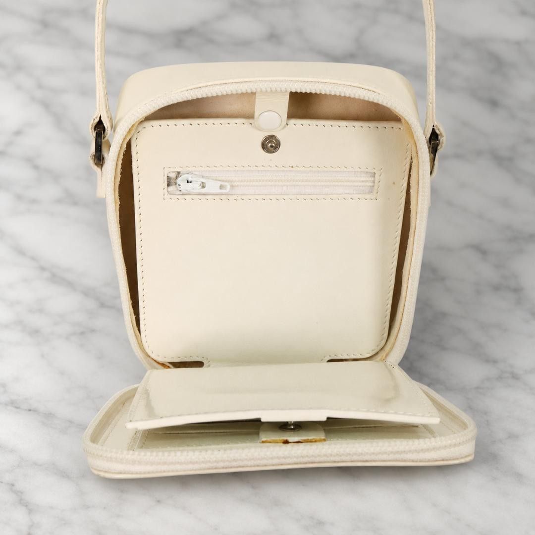 GUCCI グッチ GGロゴ パテントレザー ミニショルダーバッグ ショルダー