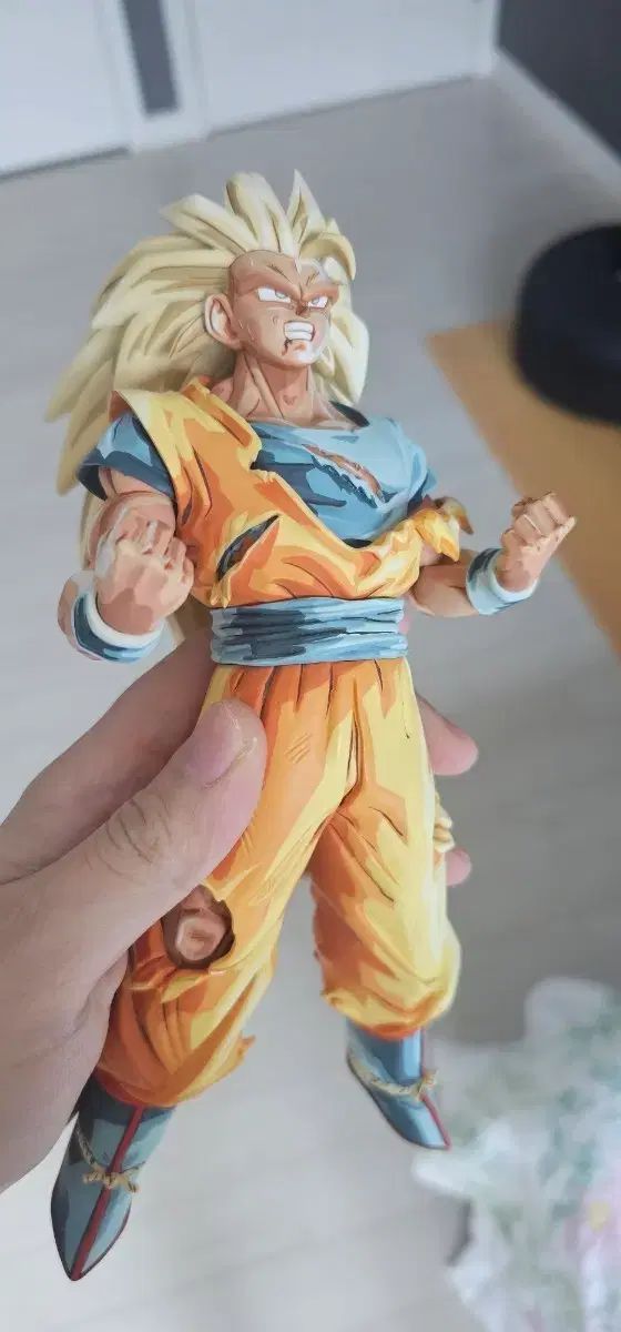 ドラゴンボール 超サイヤ人3 FML リー ペイント レジン 出品