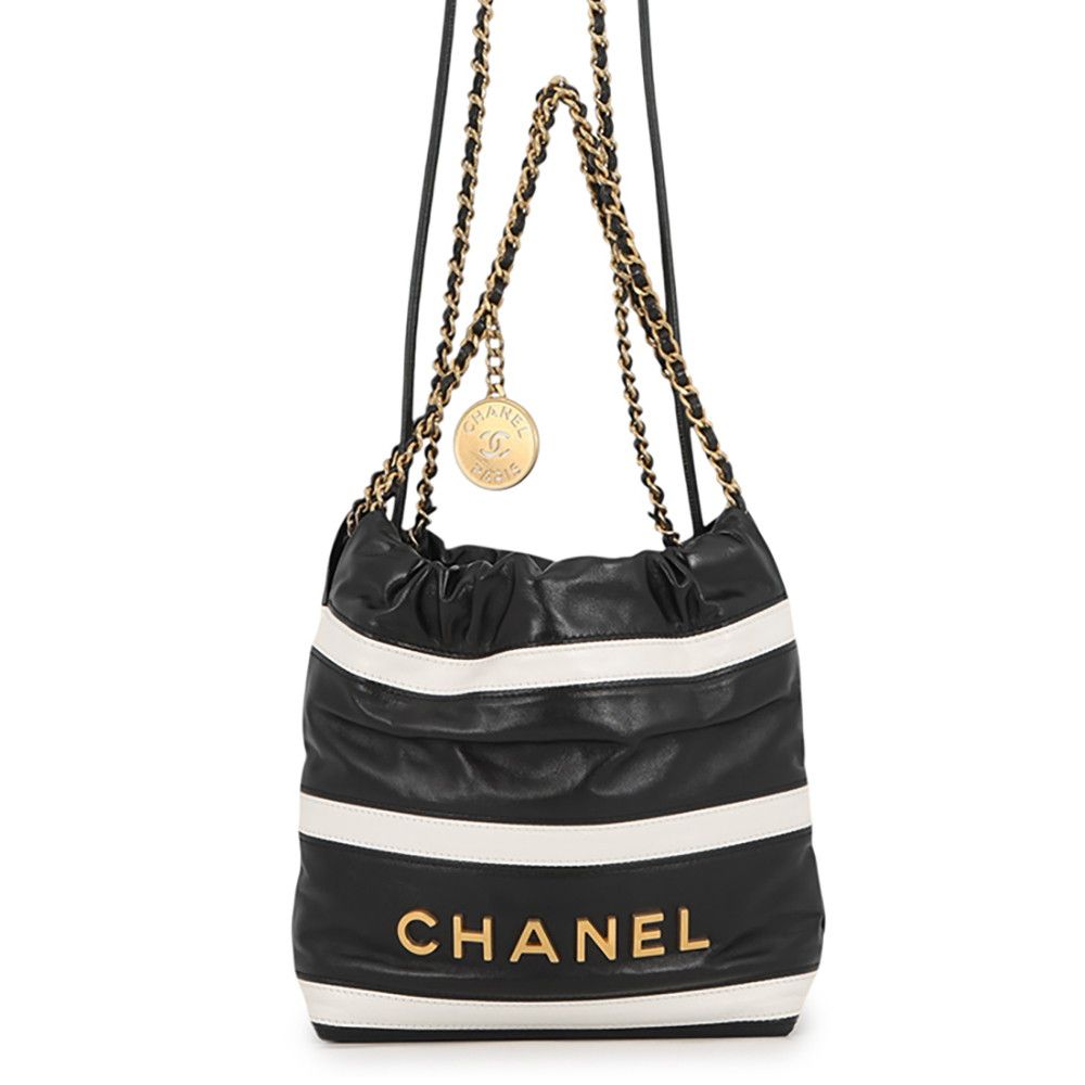 シャネル ハンドバッグ CHANEL22 ミニ ココマーク シャイニーカーフスキン AS3980 CHANEL 2wayショルダーバッグ 黒 白