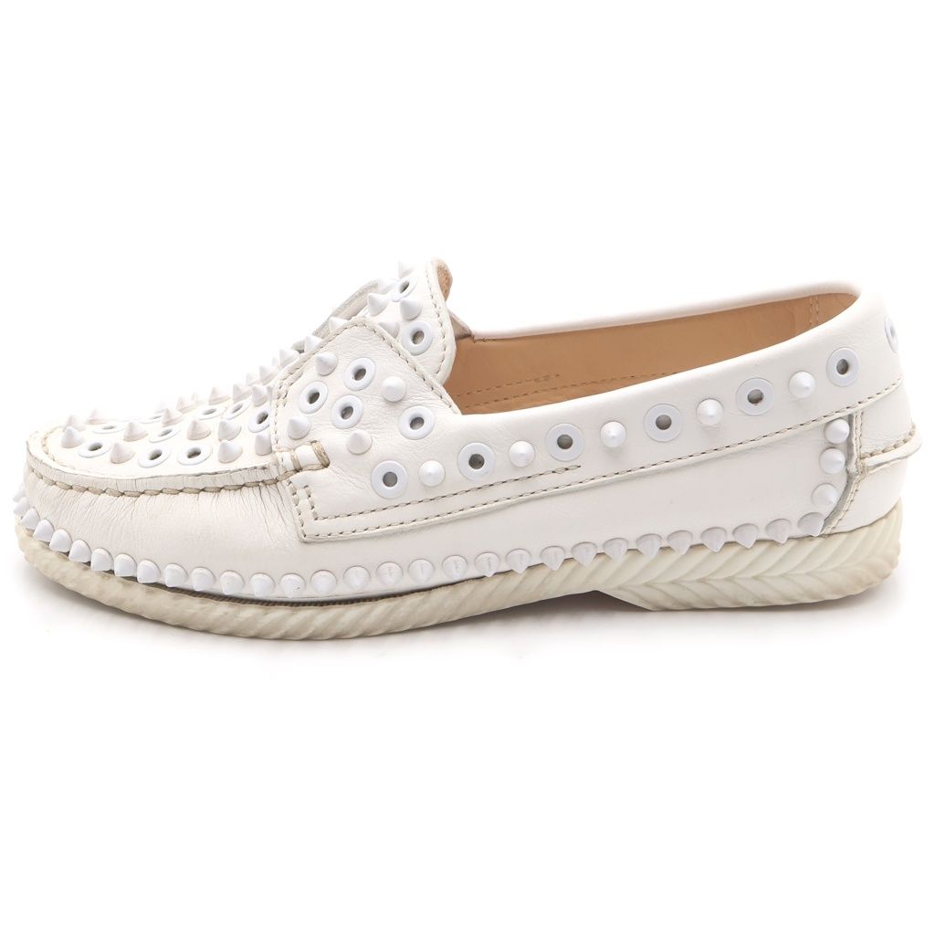 CHRISTIAN LOUBOUTIN (クリスチャンルブタン) スタッズ デッキシューズ モカシン レザー ホワイト